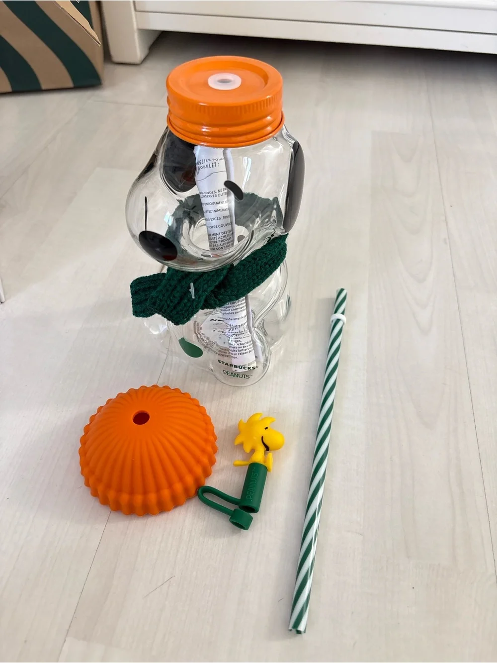Starbucks Peanut Snoopy Glass Cold Cup Tumbler with Scarf and Straw Topper